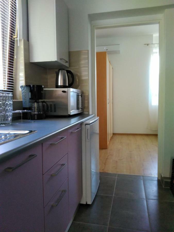 Mara Apartment พูลา ภายนอก รูปภาพ